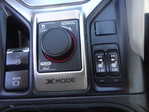 Used 2019 Subaru Forester Premium AWD/4WD image 10