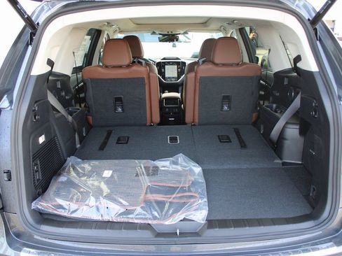 New 2026 Subaru Ascent Touring AWD/4WD image 24