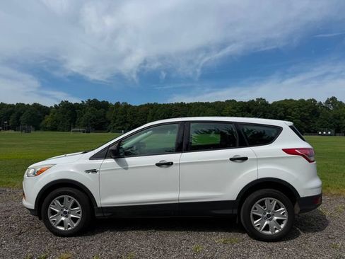Used 2013 Ford Escape S FWD image 2