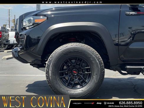 Used 2021 Toyota Tacoma TRD Pro AWD/4WD image 12