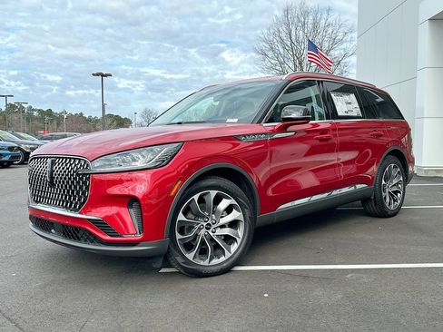 New 2026 Lincoln Aviator 2WD image 2