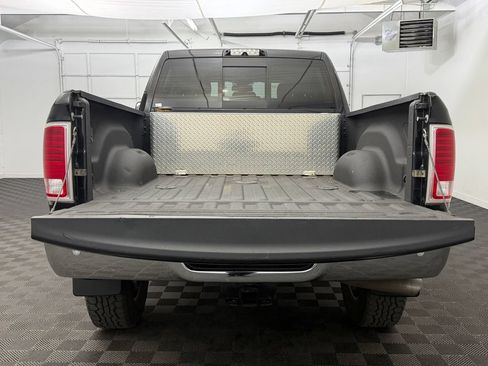 Used 2017 RAM 2500 Laramie AWD/4WD image 21