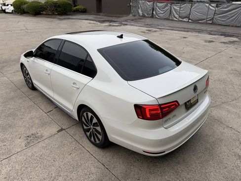 Used 2016 Volkswagen Jetta SEL Premium FWD image 12