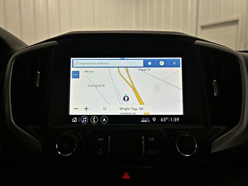 Used 2021 GMC Terrain SLT w/ Infotainment Package II image 13