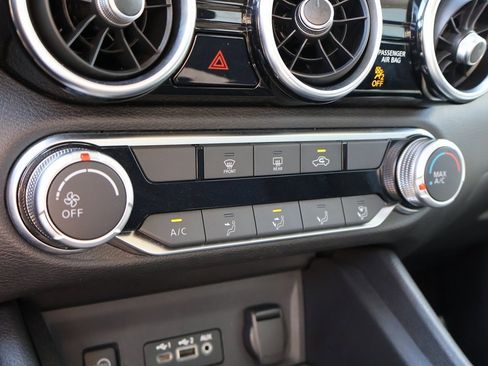 Used 2024 Nissan Sentra SV image 35