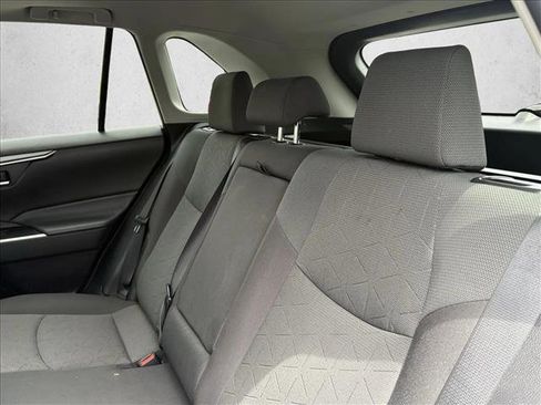 Certified 2022 Toyota RAV4 XLE w/ Convenience Package FWD image 20