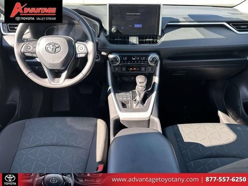 Certified 2023 Toyota RAV4 XLE w/ Convenience Package AWD/4WD image 17