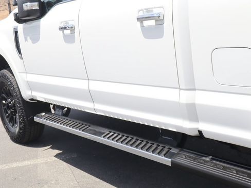 Used 2022 Ford F350 Platinum w/ Tremor Off-Road Package AWD/4WD image 17