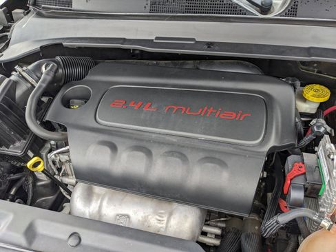 Used 2021 Jeep Compass Latitude w/ Sun and Sound Group image 12