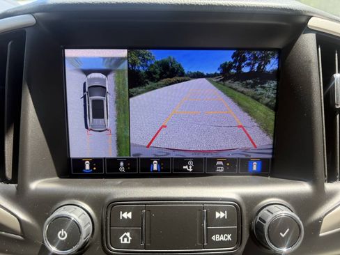 Used 2023 GMC Terrain Denali w/ Denali Premium Package AWD/4WD image 14