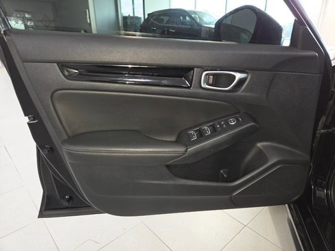 Used 2022 Honda Civic EX-L image 13