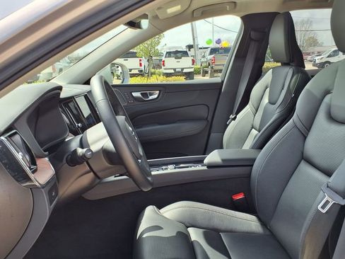 Certified 2023 Volvo XC60 B5 Ultimate w/ Climate Package FWD image 15