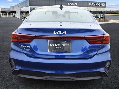 Used 2024 Kia Forte LXS w/ LXS Technology Package image 4