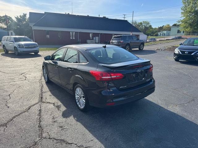 Used 2015 Ford Focus Titanium FWD image 5