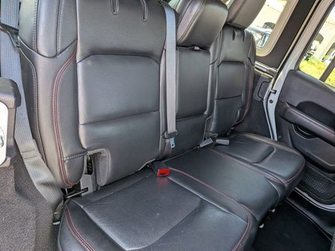 Used 2020 Jeep Wrangler Unlimited Rubicon AWD/4WD image 18
