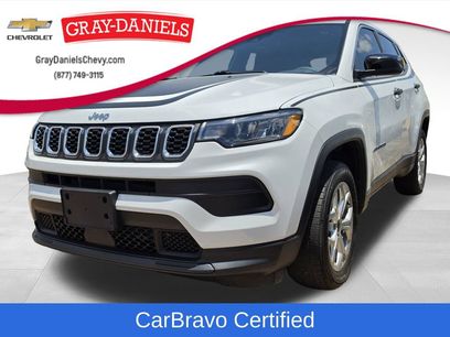 Used 2025 Jeep Compass Sport w/ Mopar Graphics Package