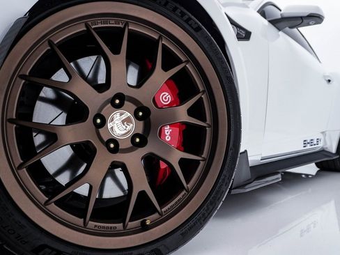 Used 2024 Ford Mustang GT Premium w/ GT Performance Package image 5