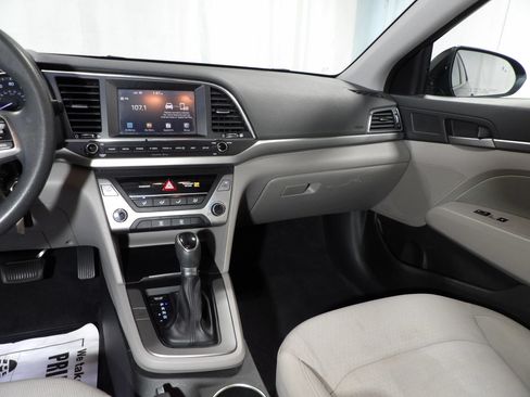 Used 2018 Hyundai Elantra SEL FWD image 11