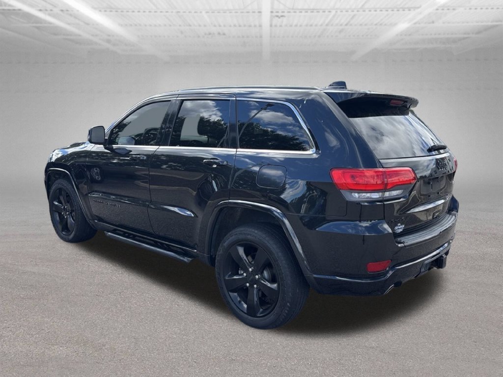 Used 2015 Jeep Grand Cherokee Altitude AWD/4WD image 4