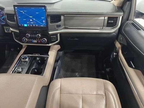 Used 2023 Ford Expedition Max XLT AWD/4WD image 27