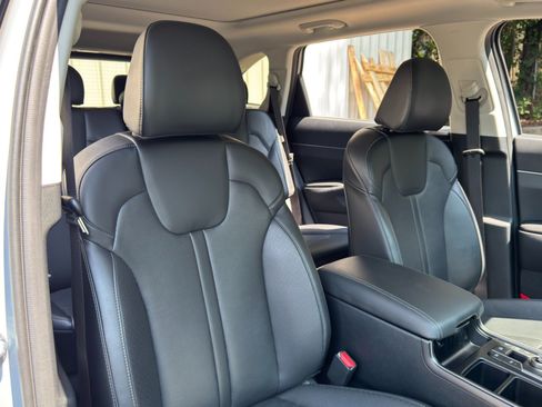 Used 2025 Kia Sorento S w/ Panoramic Sunroof Package FWD image 40