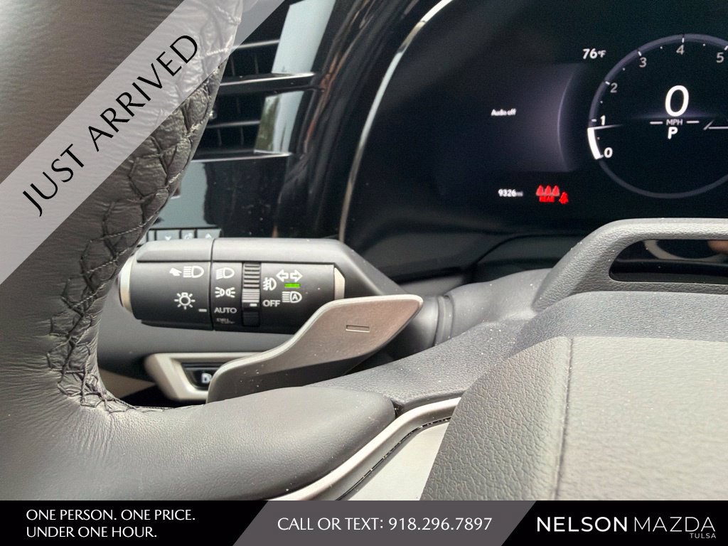 Used 2025 Lexus RX 350 AWD w/ Convenience Package image 16