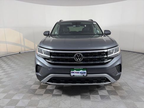 Used 2022 Volkswagen Atlas SE image 2