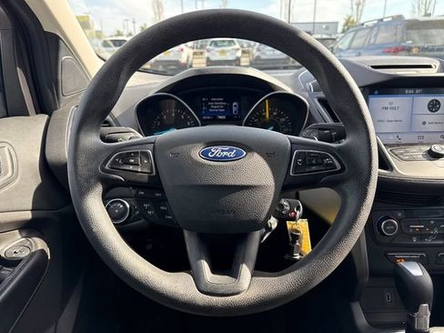 Used 2017 Ford Escape SE w/ Equipment Group 201A AWD/4WD image 20