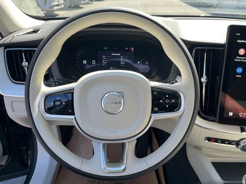 New 2026 Volvo XC60 B5 Ultra w/ Protection Package Premier image 11
