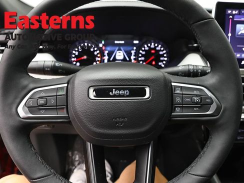 Used 2024 Jeep Compass Limited AWD/4WD image 10