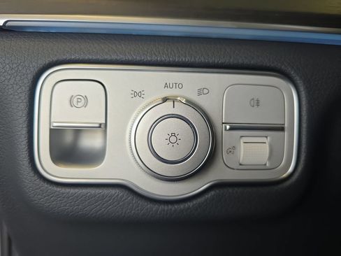 New 2026 Mercedes-Benz GLS 450 4MATIC image 27