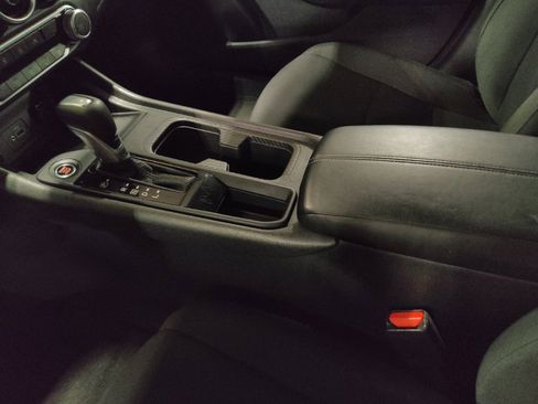 Used 2025 Nissan Sentra S FWD image 26