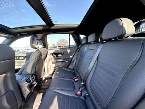 Used 2026 Mercedes-Benz GLC 300 4MATIC image 18