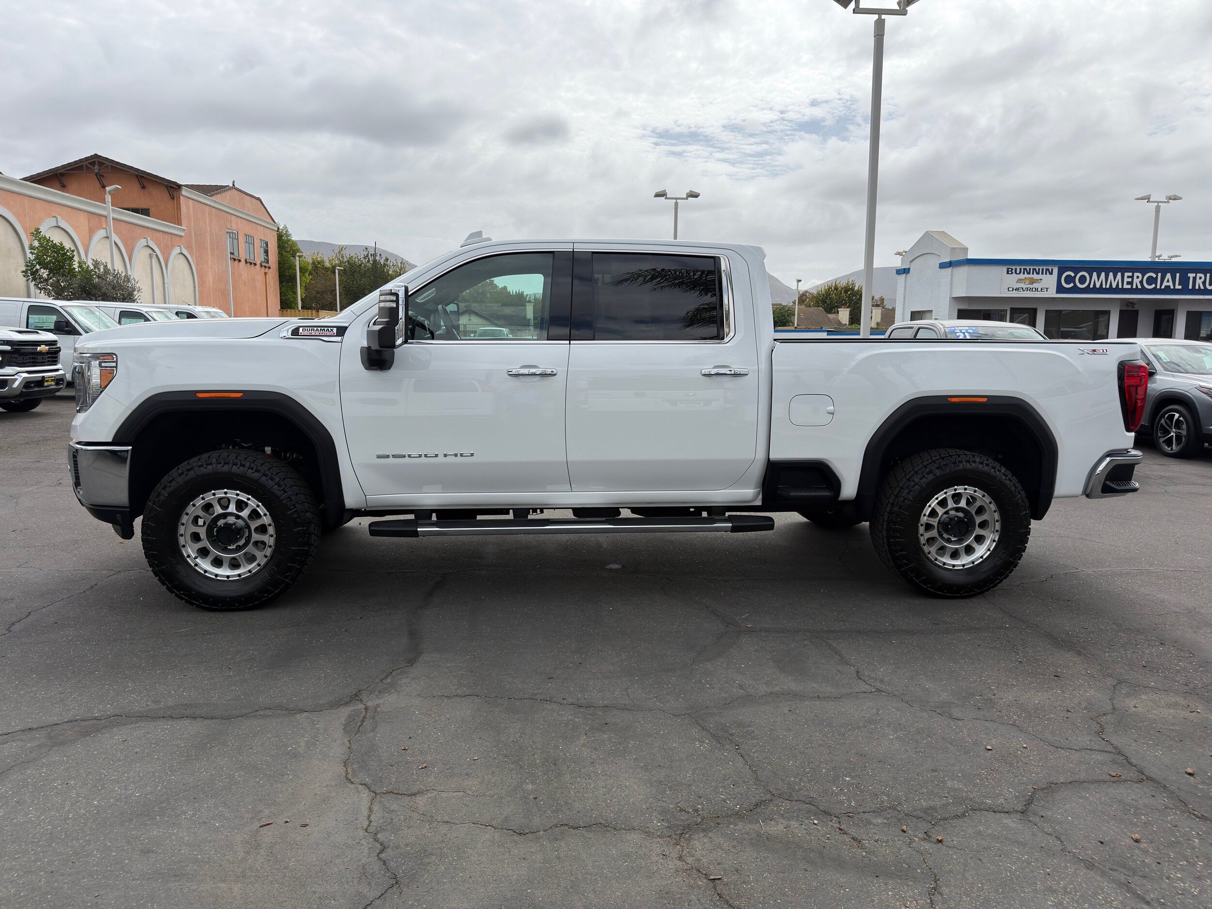 Used 2020 GMC Sierra 3500 SLT w/ SLT Premium Plus Package AWD/4WD image 5