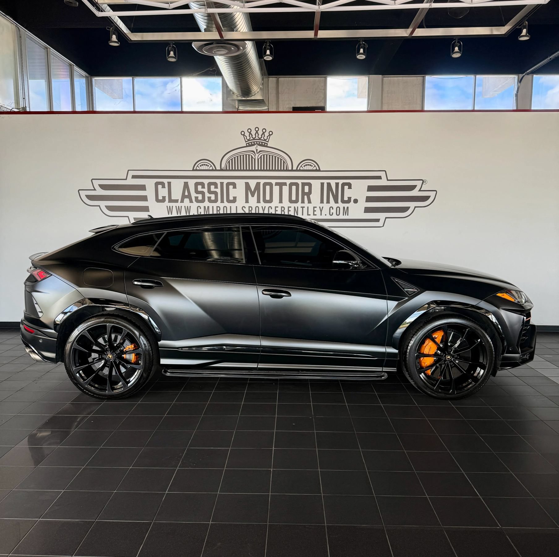 Used 2021 Lamborghini Urus AWD/4WD image 4