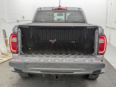 Used 2023 GMC Canyon Elevation w/ Convenience Package AWD/4WD image 12