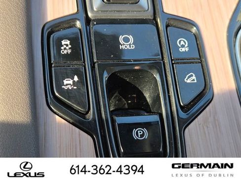 Certified 2025 Lexus RX 350 AWD w/ Convenience Package image 22