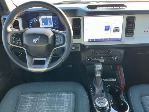 Used 2024 Ford Bronco Heritage Edition image 17