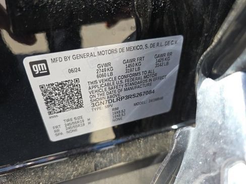 Used 2024 Chevrolet Equinox EV LT FWD image 17