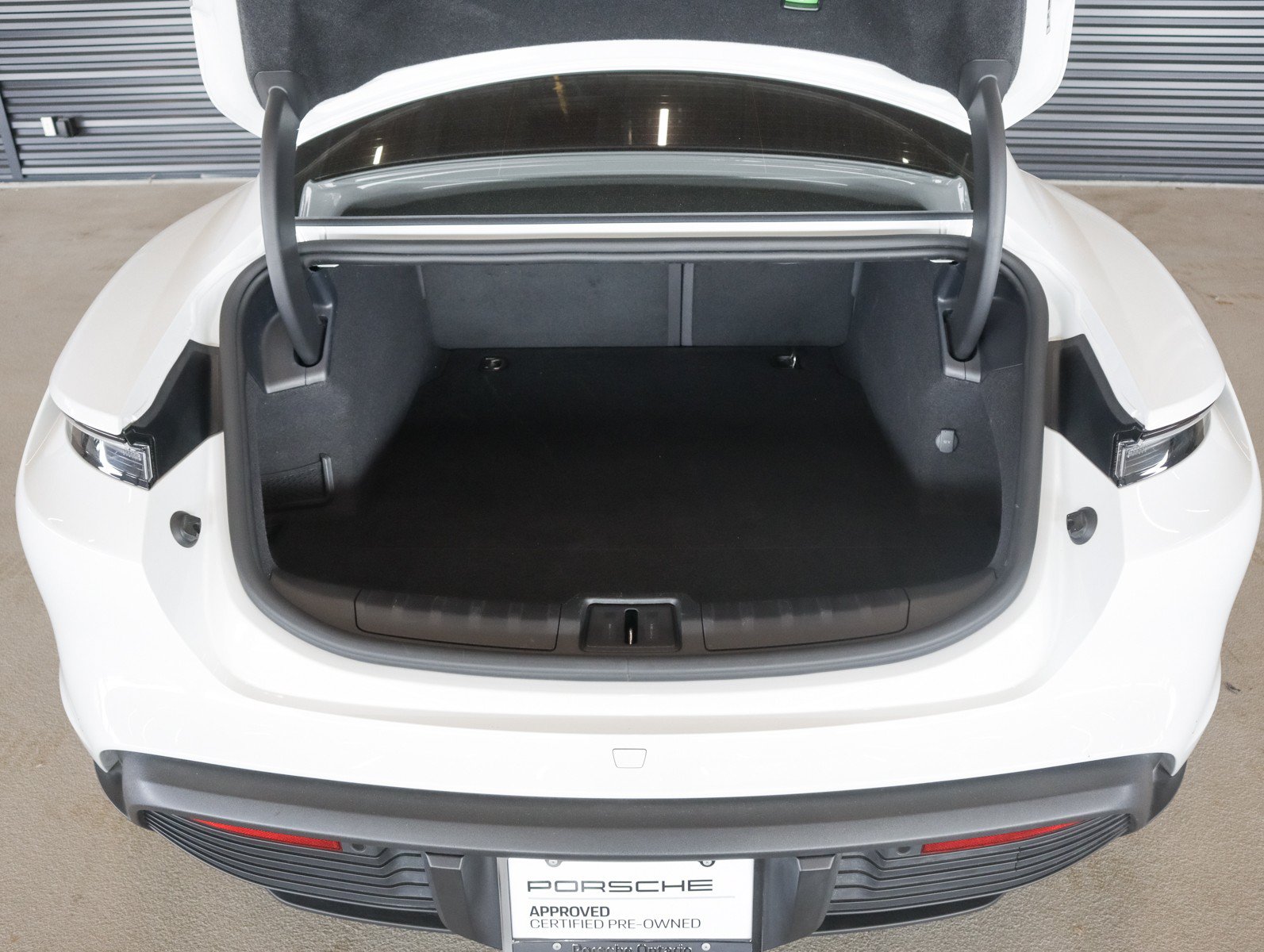 Certified 2024 Porsche Taycan w/ Premium Package RWD image 30