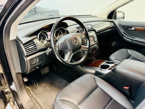 Used 2012 Mercedes-Benz R 350 4MATIC image 19