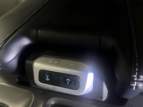 New 2026 Ford Expedition Platinum w/ Stealth Appearance Package image 33