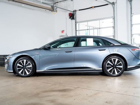Used 2024 Lucid Air Pure RWD image 20