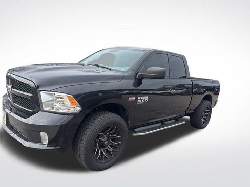 Used 2019 RAM 1500 Express image 2