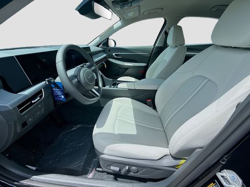 New 2026 Hyundai Sonata SEL FWD image 14