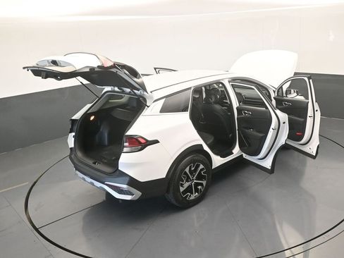 Used 2025 Kia Sportage EX image 71