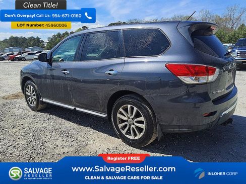 Used 2014 Nissan Pathfinder S image 3
