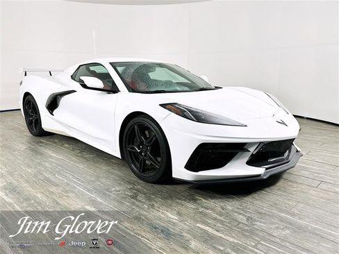 Used 2022 Chevrolet Corvette Stingray w/ Z51 Performance Package image 1