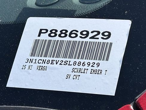 Used 2025 Nissan Versa SV w/ Trunk Package image 30