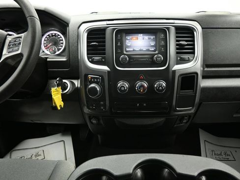 Used 2024 RAM 1500 Classic SLT AWD/4WD image 16